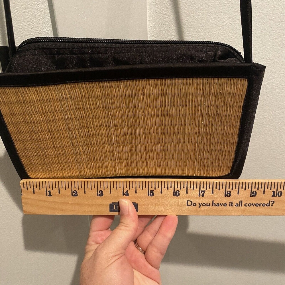 Baskets of Cambodia Straw Shoulder Bag Tan Black Woven Coastal Resort - Picture 13 of 15